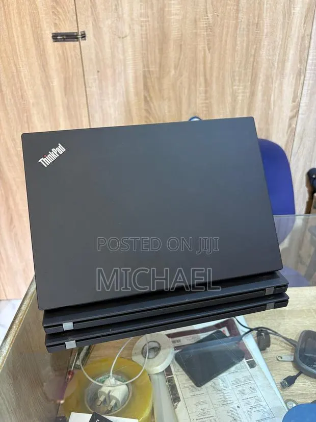 Laptop Lenovo ThinkPad T490s 8GB Intel Core i5 SSD 256GB · Photo 1