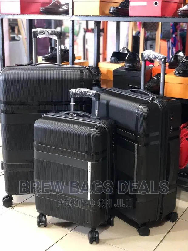 Purely Anticrack 3set SANZHENG Black Suitcase for Traveling · Photo 1