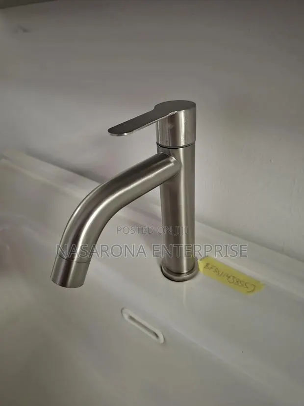 Simple Basin Tap No. 1 · Photo 1