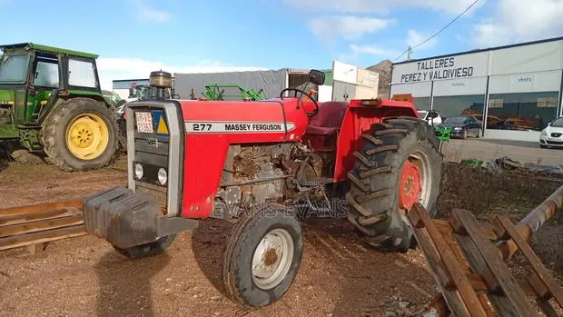 Massey Ferguson 277 Tractor Forsale · Photo 1