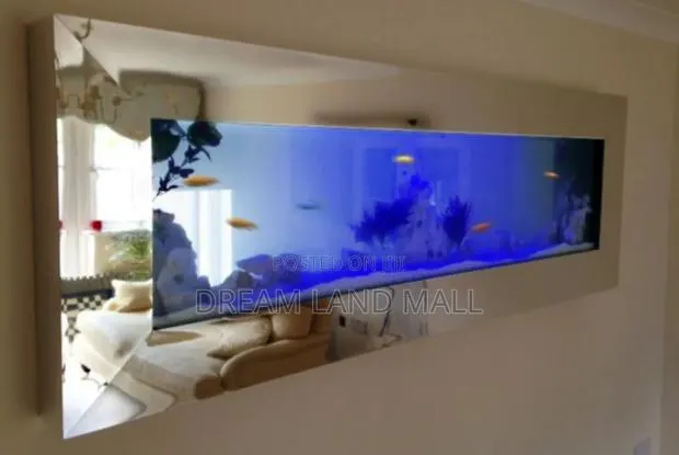 Wall Customized Aquarium · Photo 1