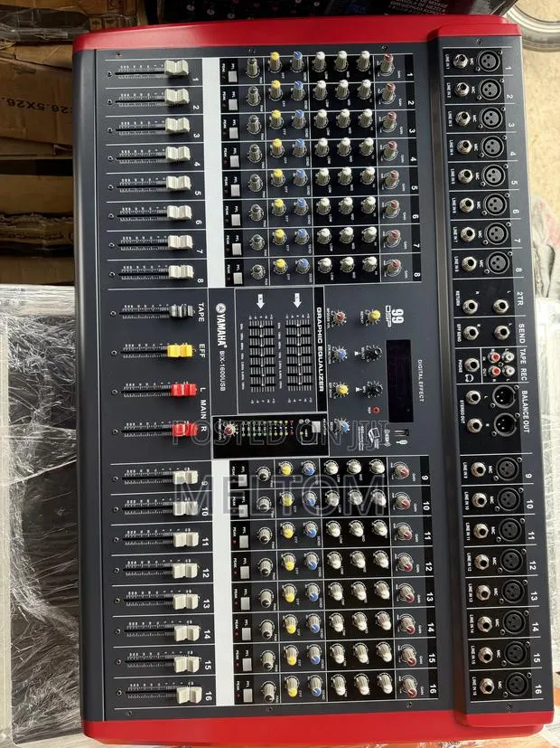 This Is the Yamaha BIX-1600USB 16Channels Powered Mixer 3000W · Photo 1