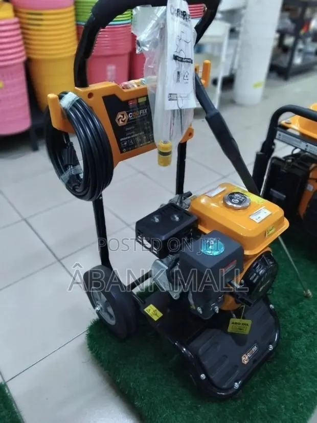 Gasoline High Pressure Washer · Photo 1