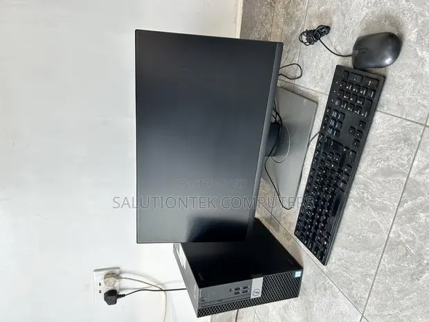 Desktop Computer Dell OptiPlex 7040 8GB Intel Core i5 HDD 500GB · Photo 1
