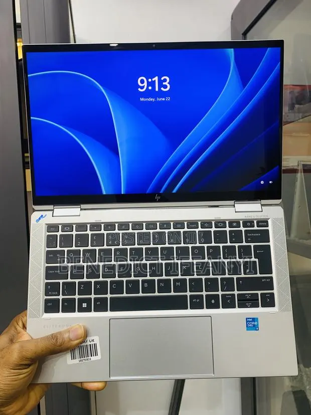 Laptop HP EliteBook x360 1030 G8 16GB Intel Core i5 SSD 256GB · Photo 1