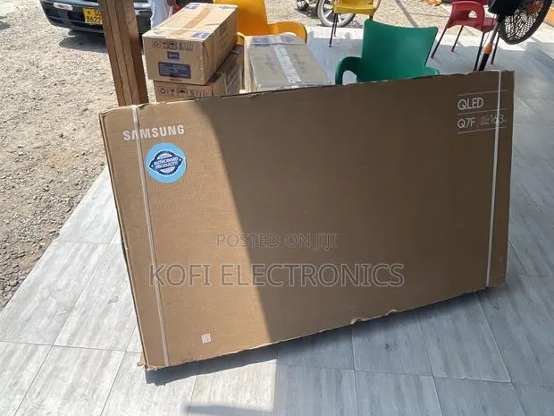 Samsung 65-Inch Class Qled Luxview Tv · Photo 1
