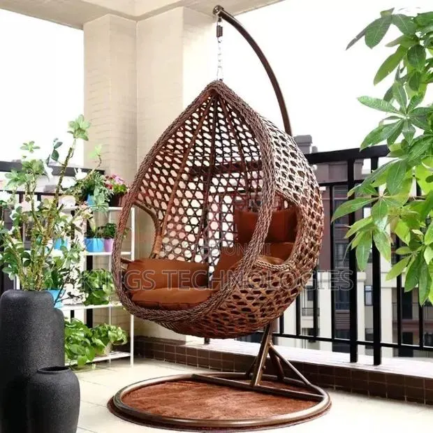 Hanging Rattan Egg Chair. · Photo 1