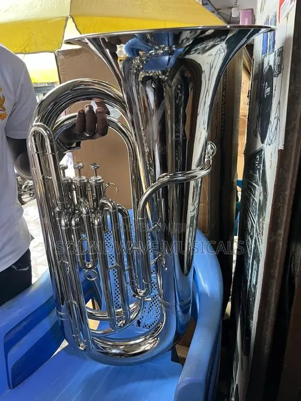 Tuba Silver Color · Photo 1