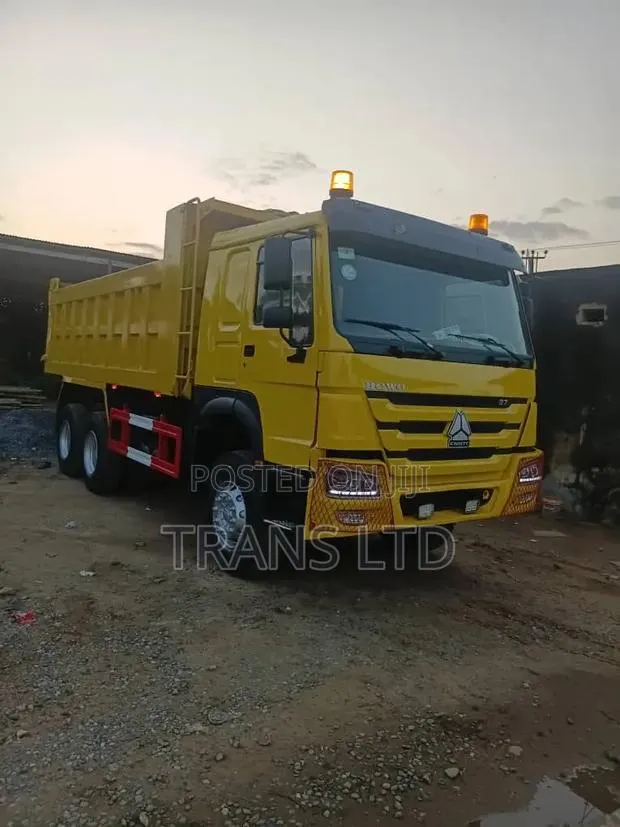 Howo Tipper Truck · Photo 1