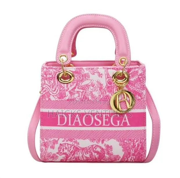 Ladies Quality Bags · Photo 1