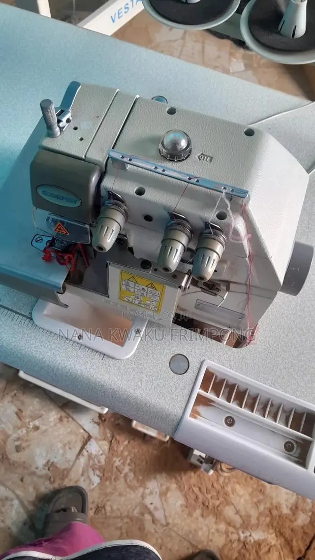 Overlock Three Threads Sggemsy Machine Available · Photo 1