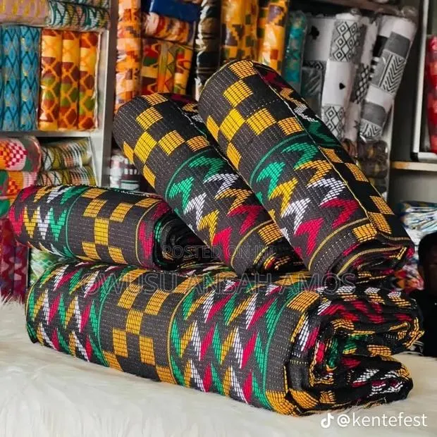 Kente Cloth · Photo 1