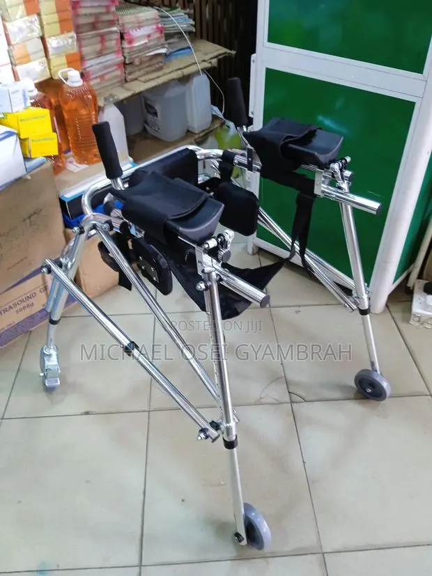Kid's Zimmer Frame · Photo 1