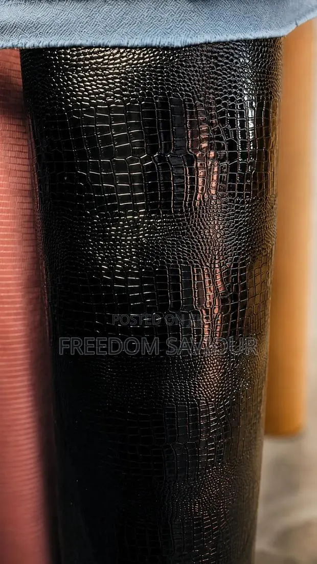 Luxury Black Crocodile Leather Upholstery Fabric · Photo 1