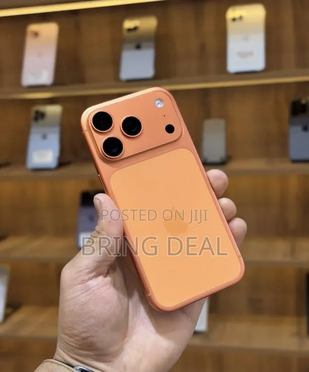 Apple iPhone 17 Pro 256 GB Orange · Photo 1