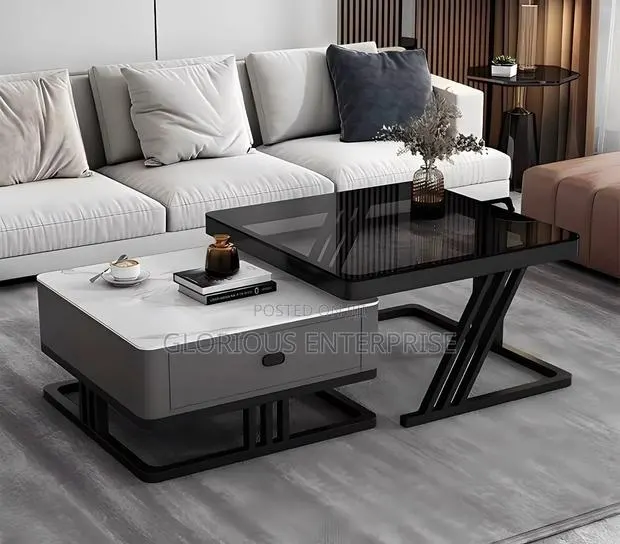 Crossed Leg Lavish Table · Photo 1
