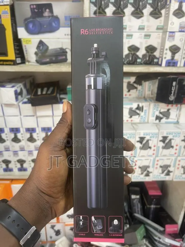 R6 Live Broadcast Selfie Stick — Wireless Tripod Stand · Photo 1