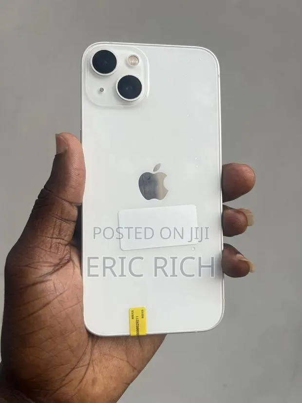 Apple iPhone 13 128 GB White · Photo 1