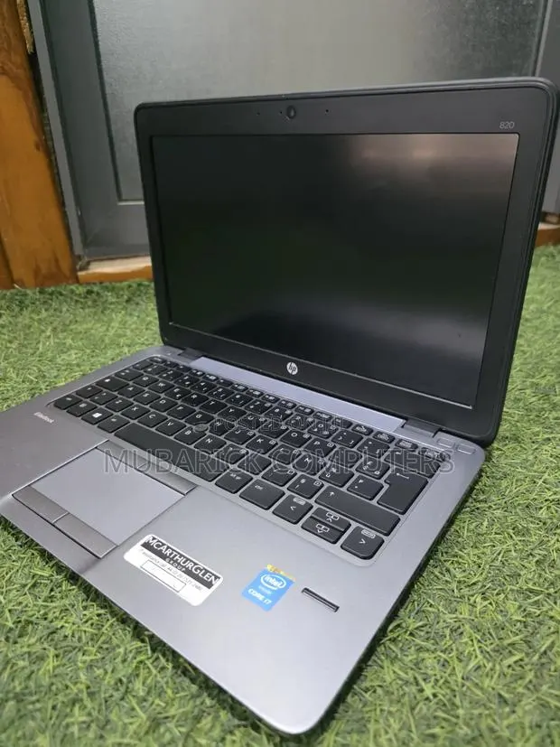 Laptop HP EliteBook 820 G1 8GB Intel Core i7 HDD 500GB · Photo 1