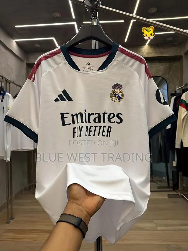 Real Madrid 2026/2027 Home Jersey _ Real Madrid New Season Jersey · Photo 1