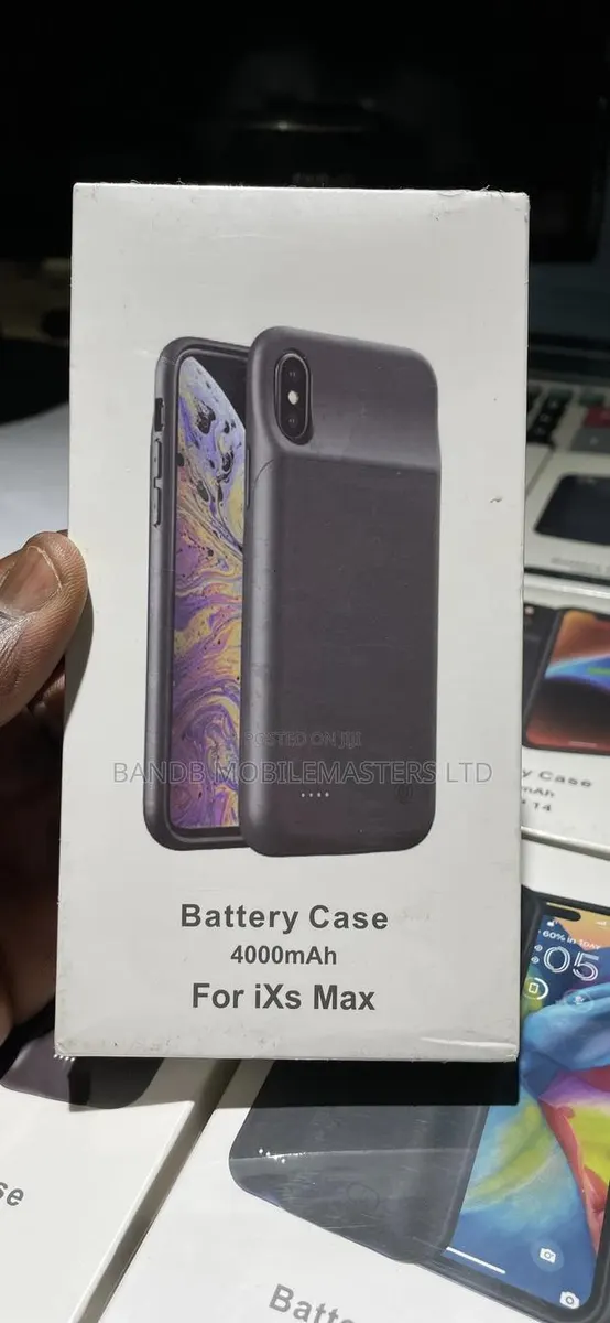 Battery Case for iPhones · Photo 1