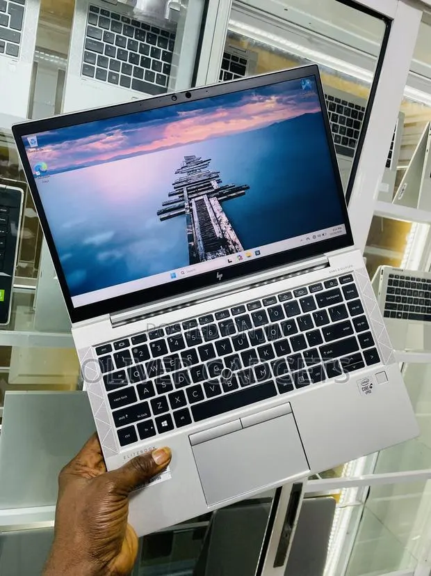 Laptop HP EliteBook 840 G7 8GB Intel Core i5 SSD 256GB · Photo 1