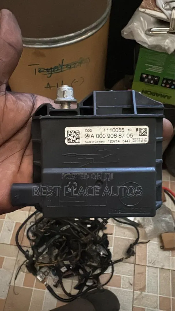 Gle 350 2015 4matic Negative Battery Board · Photo 1