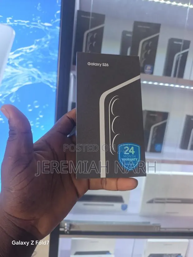 New Samsung Galaxy s26 256 GB Black · Photo 1