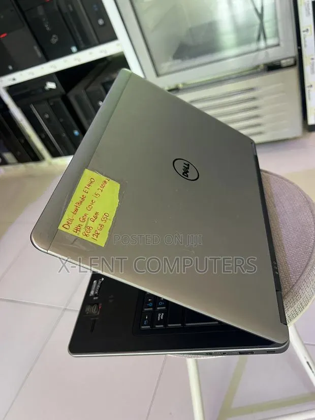 Laptop Dell Latitude 7420 8GB Intel Core i5 SSD 128GB · Photo 1