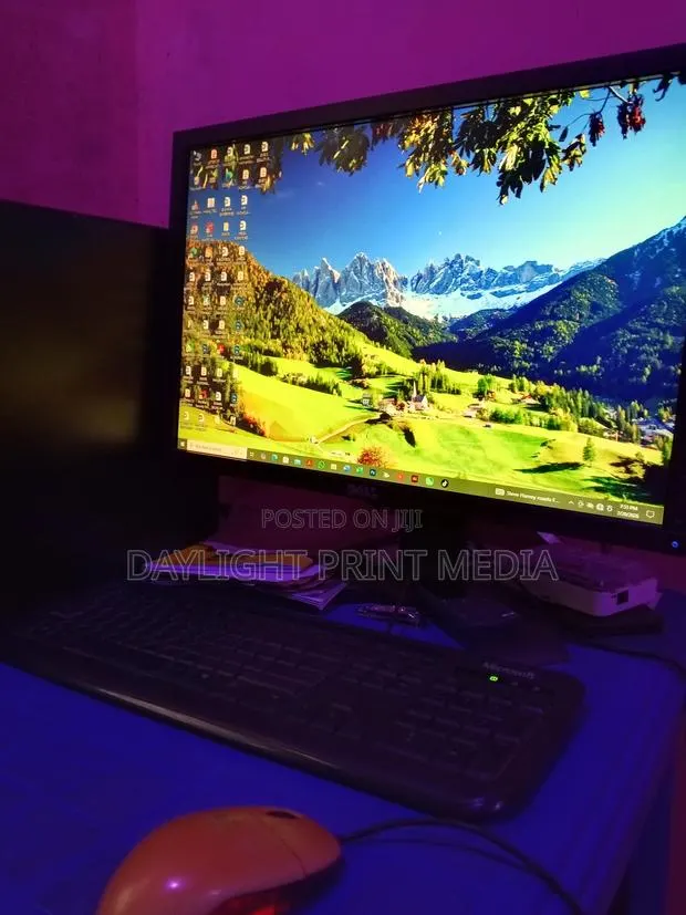 Desktop Computer Dell OptiPlex 9020 8GB Intel Core i7 HDD 500GB · Photo 1