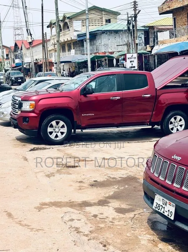 GMC Canyon 2018 Red · Photo 1