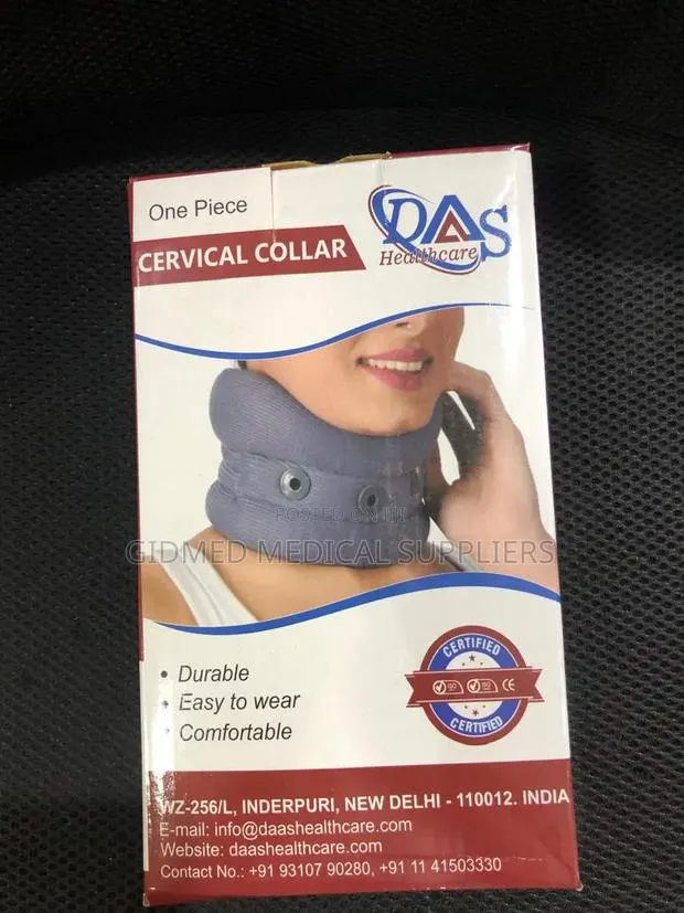 Cervical Collar · Photo 1