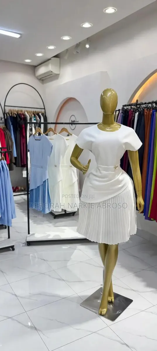 White Pleated Draped Office Dress With Gold Buckle · Photo 1