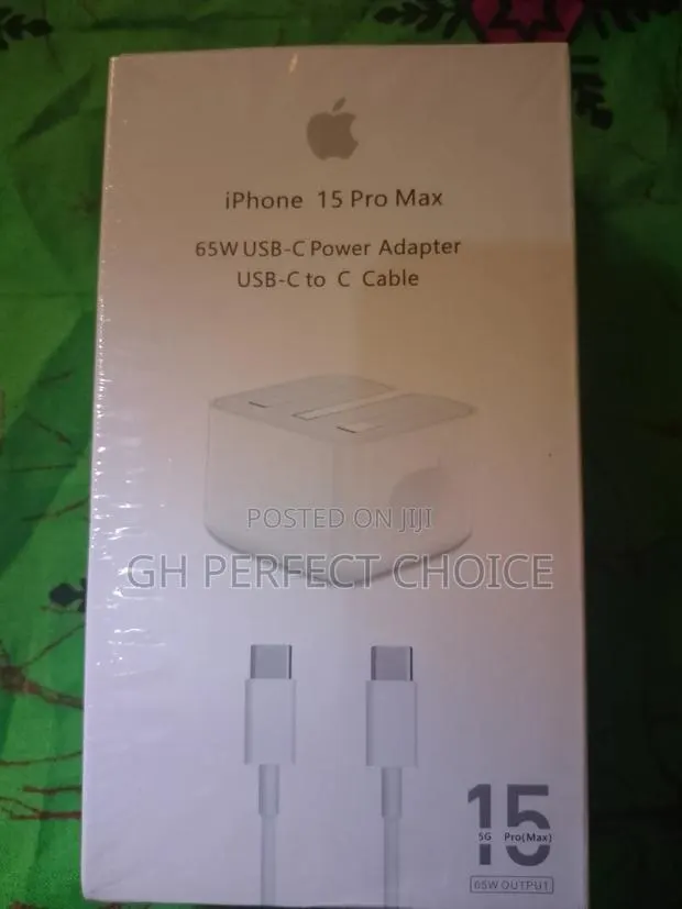iPhone 15 Pro Max C-C Fast Charging · Photo 1