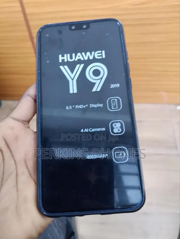 New Huawei Y9 2019 128 GB Black · Photo 1
