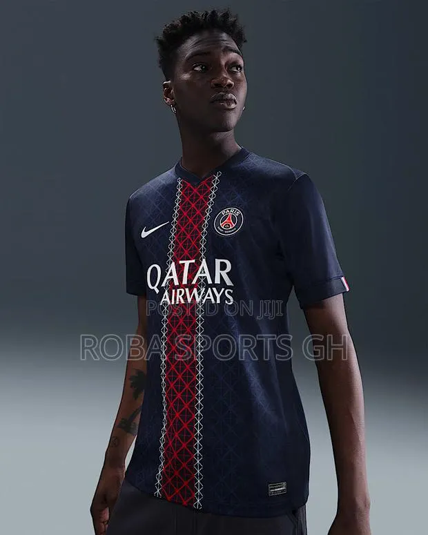 2025/26 PSG Home Jersey · Photo 1