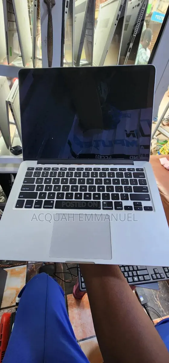 Laptop Apple MacBook 2015 8GB Intel Core i5 SSD 256GB · Photo 1