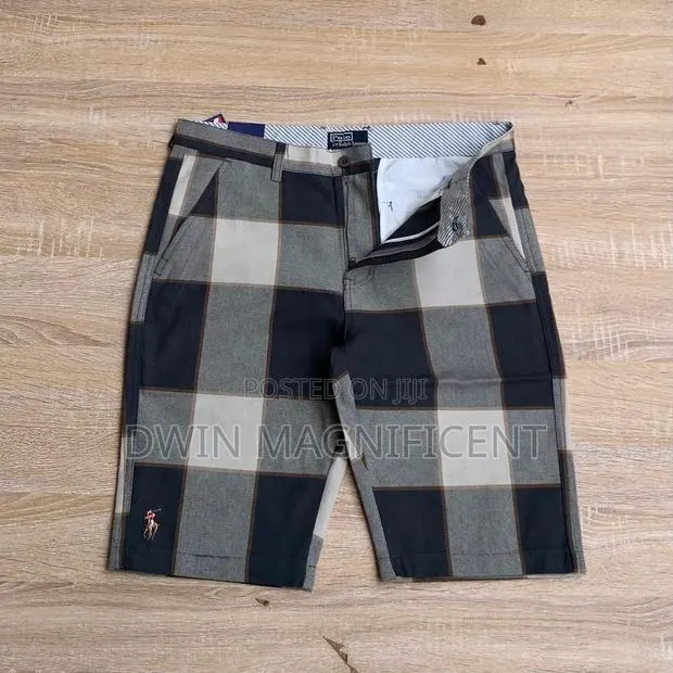Polo Ralph Lauren Checkered Khaki Shorts · Photo 1