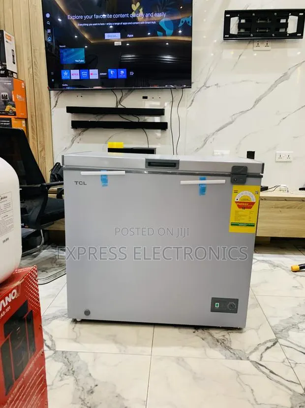 Ultra Modern Sleek TCL Chest Freezer 200lts Grey · Photo 1