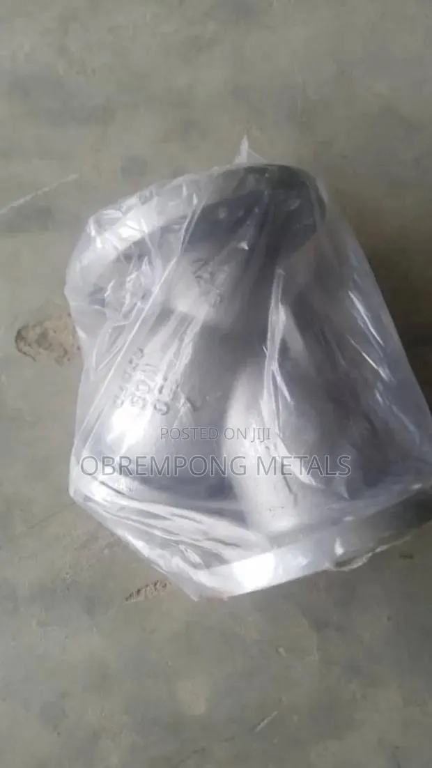 4" Strainer 150lbs · Photo 1