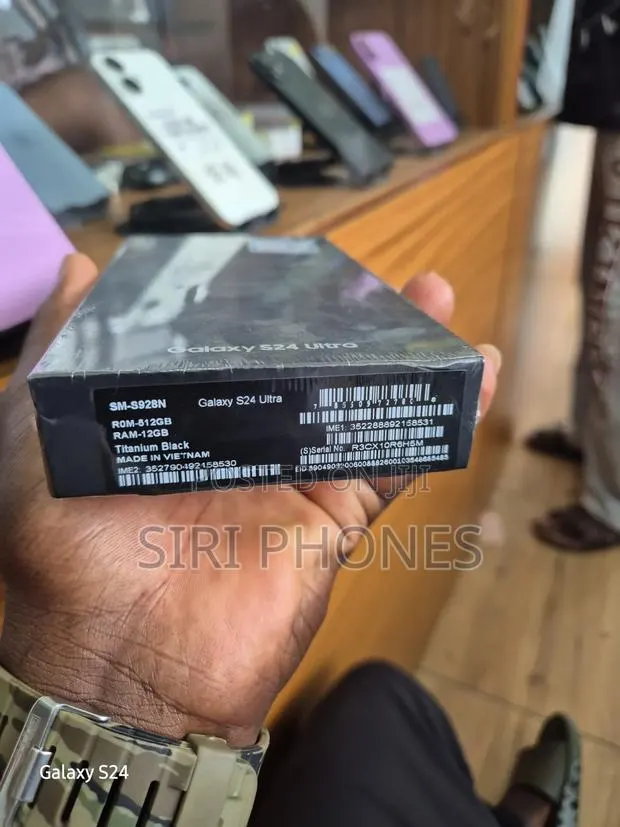 New Samsung Galaxy S24 Ultra 512 GB Gray · Photo 1