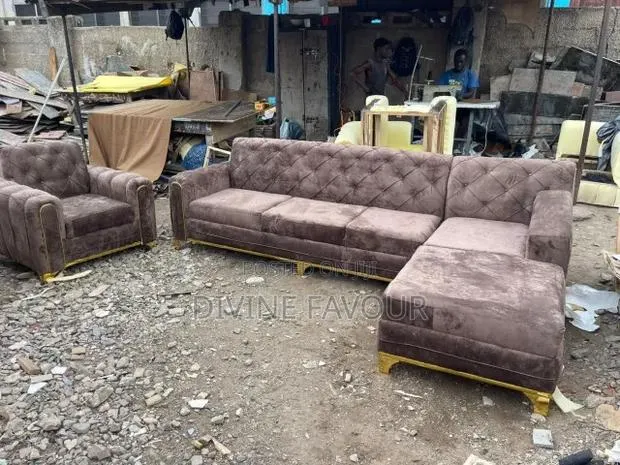 Brown Sofas Set Available in Shop · Photo 1