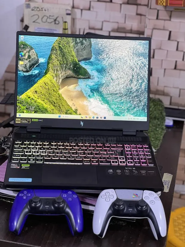 Laptop Acer Nitro 5 16GB AMD Ryzen 7 SSD 1T · Photo 1