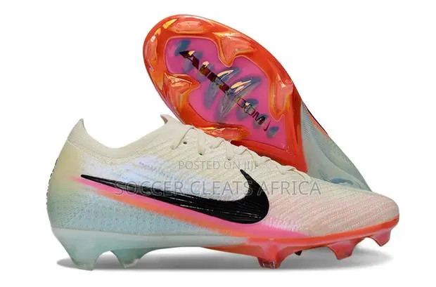 Football Boots · Photo 1