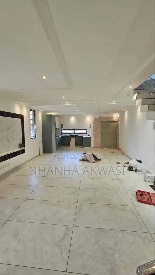 2bdrm Apartment in Lashibi Mf, Sakumono for rent · Photo 1