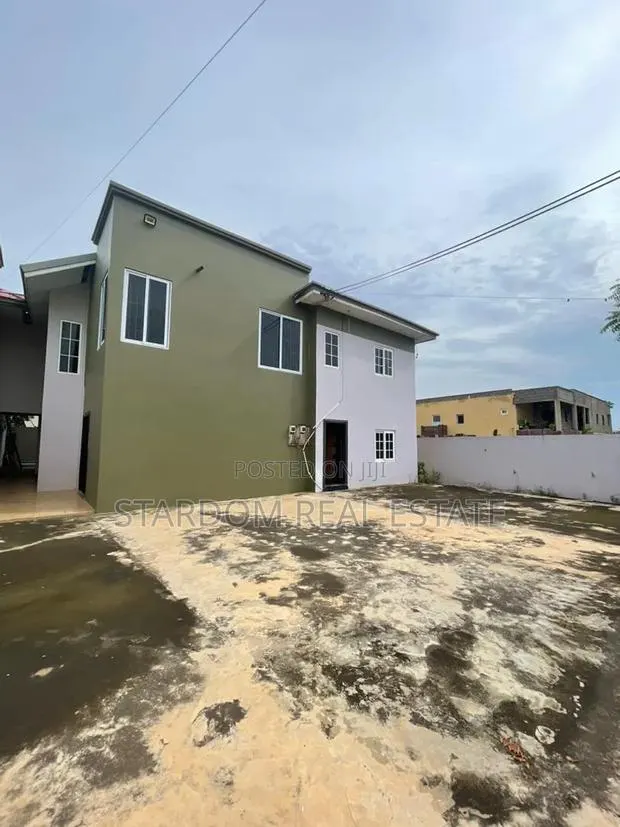 5bdrm Duplex in Adjiringanor, Ability for rent · Photo 1