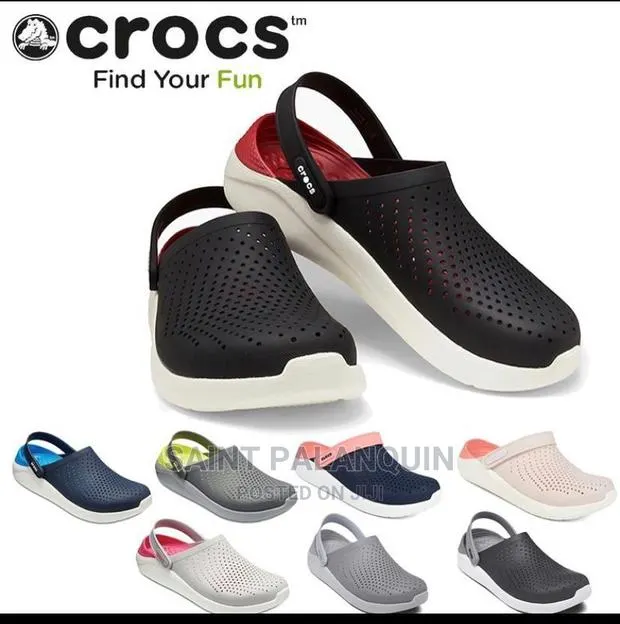 Crocs Sandals · Photo 1
