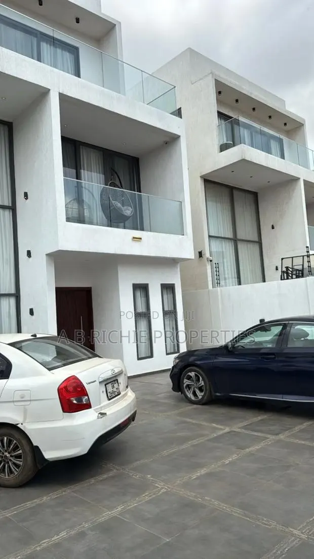 Furnished 4bdrm House in Ab Richie Properties, East Legon for sale · Photo 1