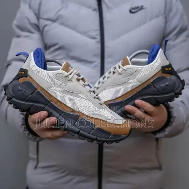 Reebok Vibrem Brown Cream Black · Photo 1