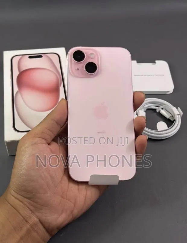 New Apple iPhone 15 128 GB Pink · Photo 1